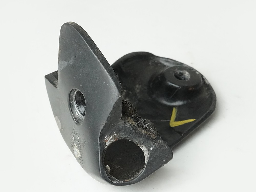 1982 - 1991 Jaguar Xjs Bracket Compartment Driver Left Side Lh Oem