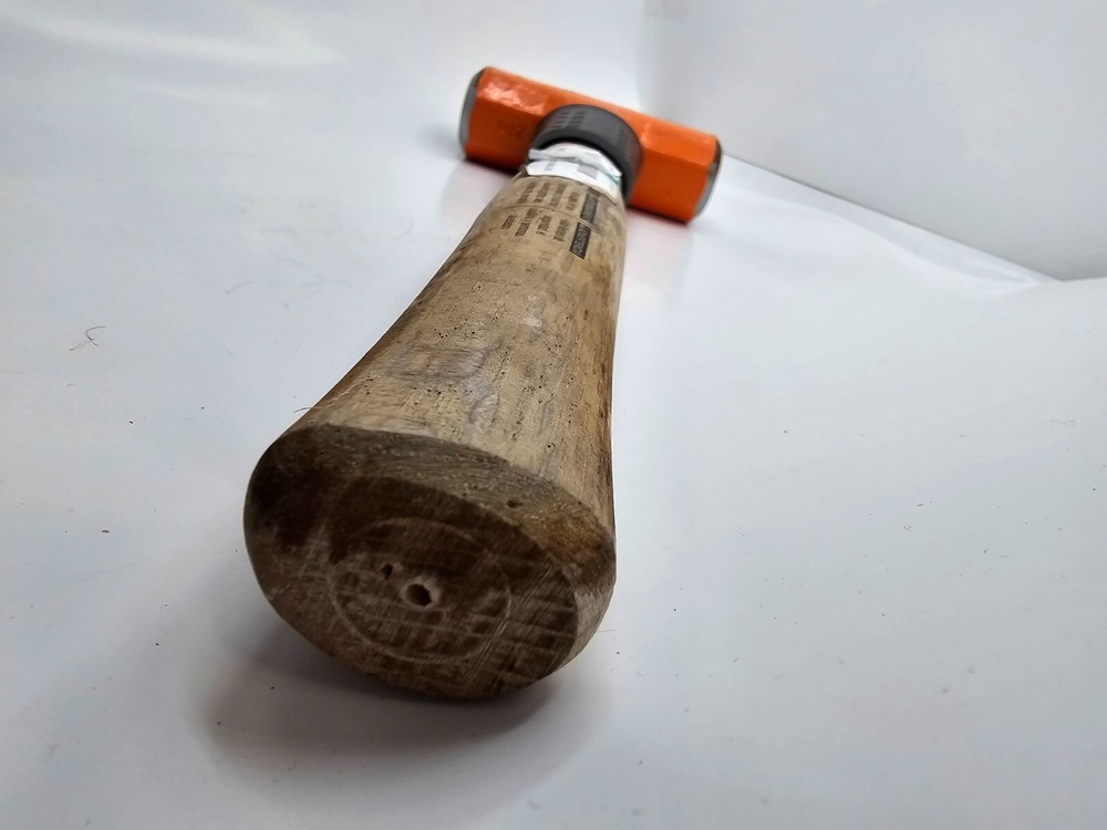 Truper 2 lb Octagonal Brown 16" Long Wood Handle