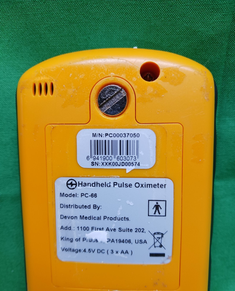 Devon Handheld Pulse Oximeter Mpdel PC-66 For Parts
