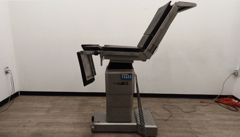 UZUMCU Om-8p Surgical Table A High End Functioning Table W/ Extra Extensions