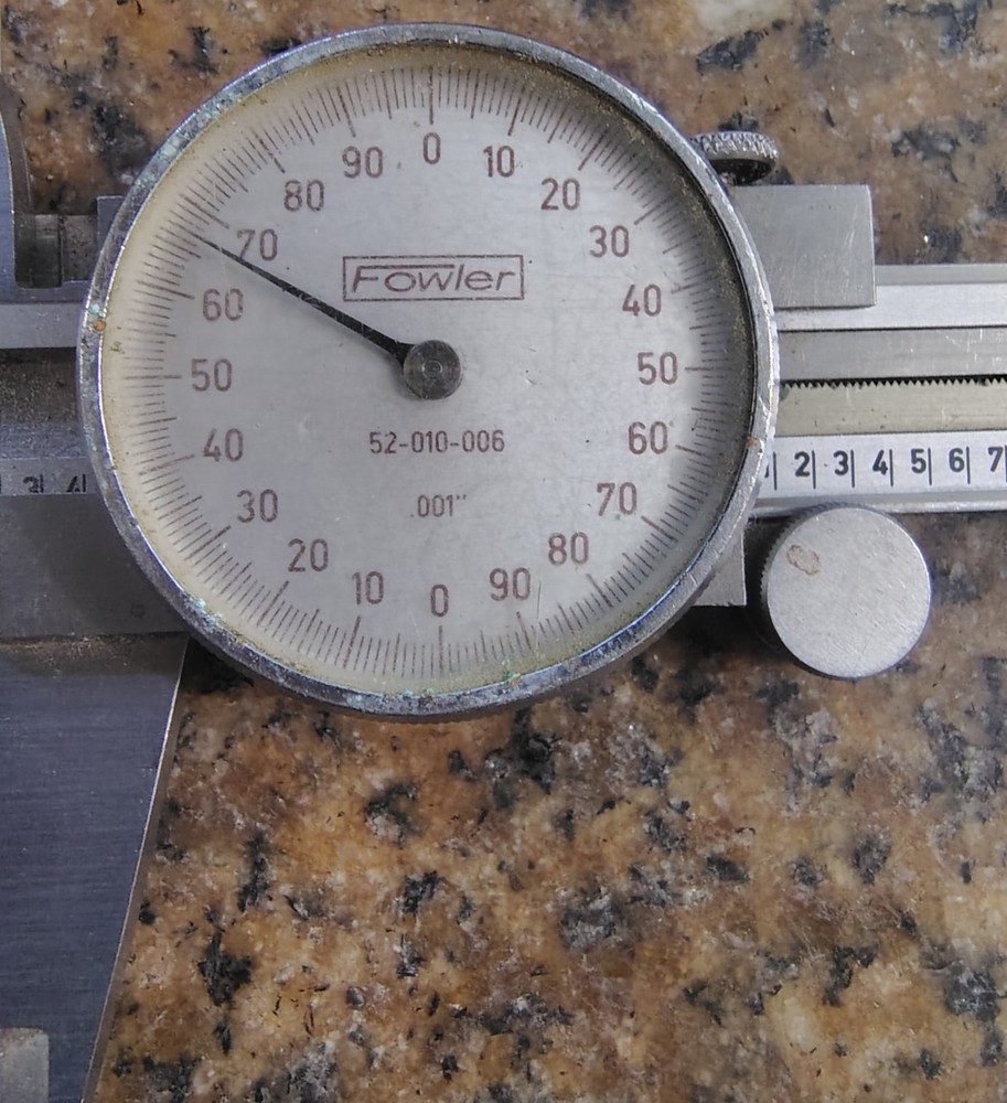 🗽FOWLER 6" DIAL CALIPER NO 52-010-006
