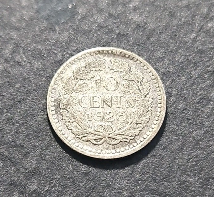 1925 Netherlands 10 Cents  Silver Coin (KM.#145)
