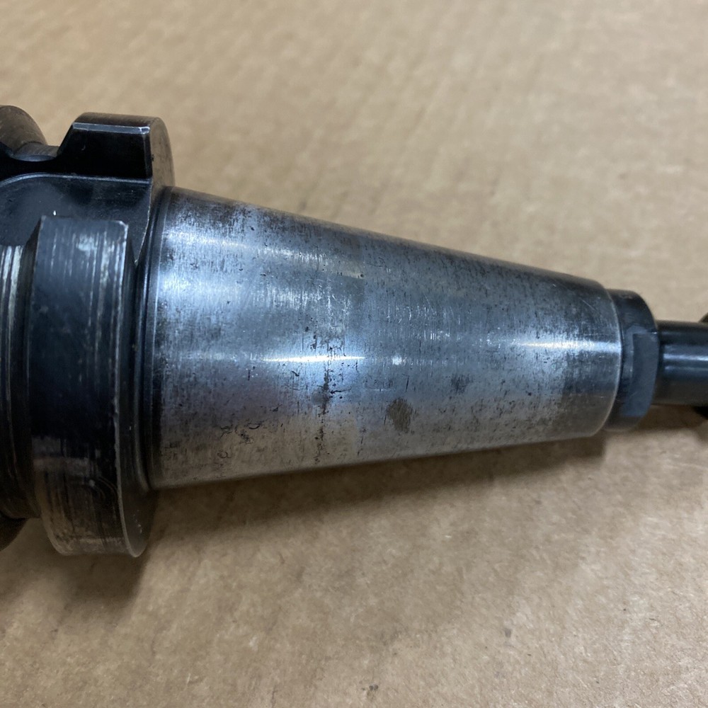 Command B4C3-0016 ER16 Collet Chuck Tool Holder 2-1/2" Projection BT40