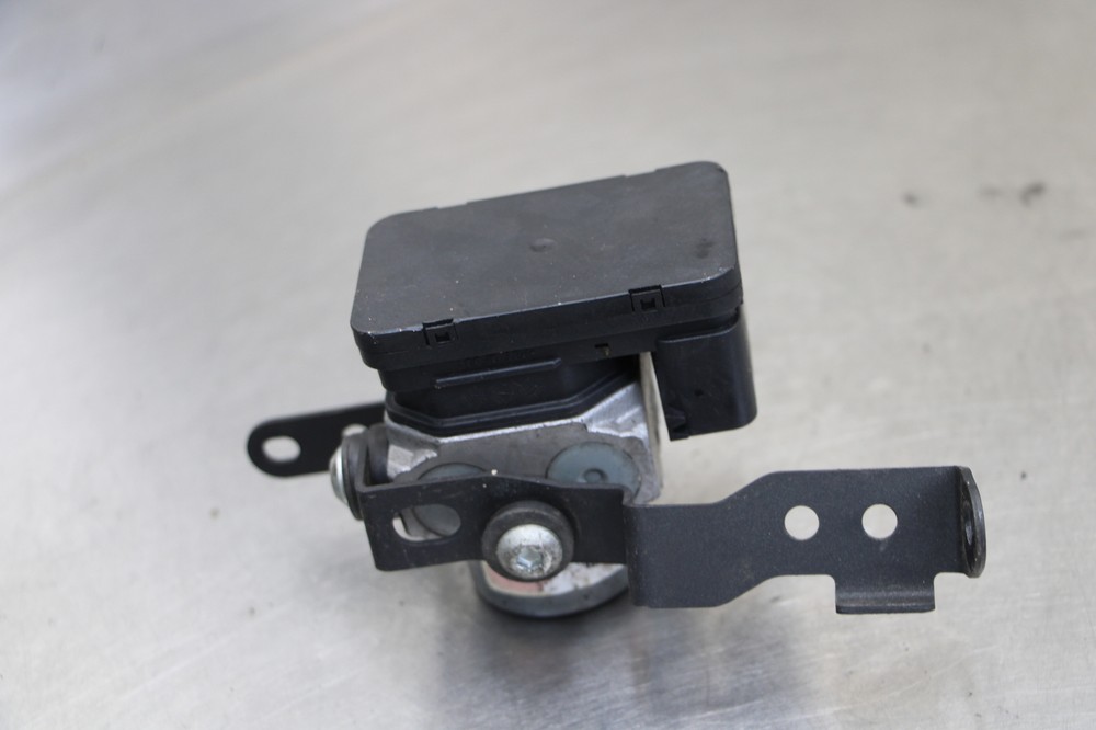 18-23 KAWASAKI NINJA 400 ABS PUMP UNIT MODULE