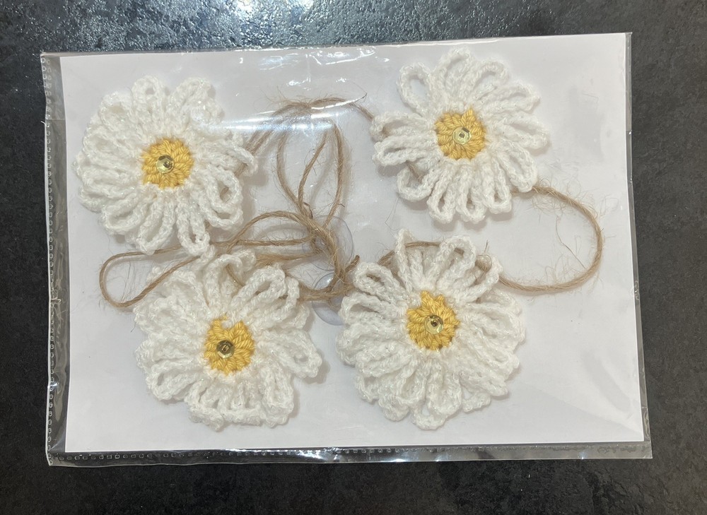 🌸 Hand Crochet sparkly daisy Jute Rustic Bunting Window SPRING sequins Gift