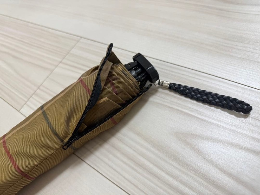 Burberry Folding Umbrella Checked Pattern Compact Ready to Use Authentic