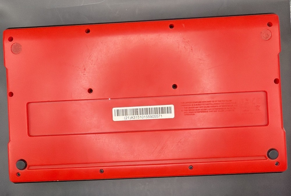 Akai 1.75 in Keyboard Controller Untested