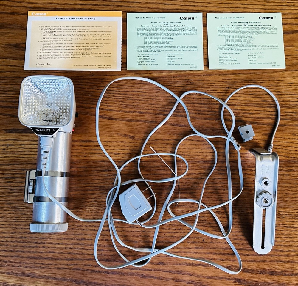 MINICAM TWINKLITE P TRANSISTORIZED ELECTRONIC CAMERA FLASH AS-IS Light Works VTG