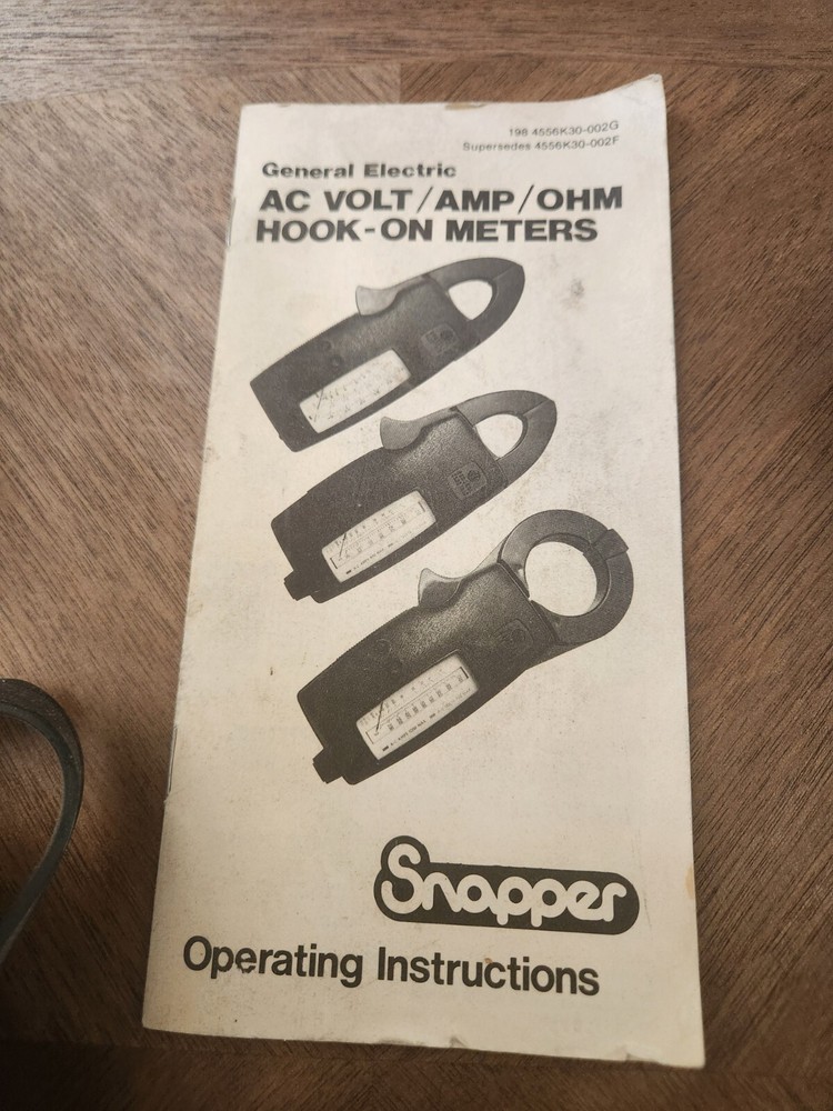 General Electric Snapper AC Volt / AMP / OHM /Hook-On Meter with Case
