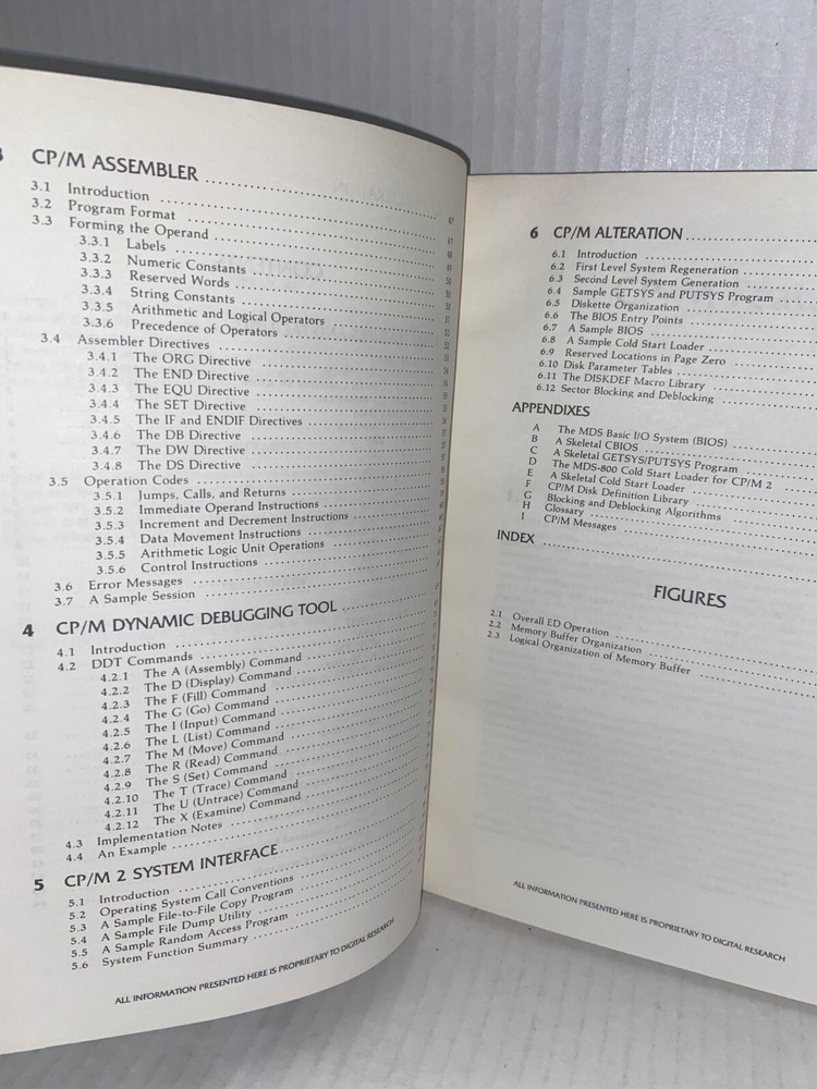 KAYPRO 10 Manual * ORIGINAL * CP/M OPERATING SYSTEM MANUAL 1ST PRINTING 1982 EUC