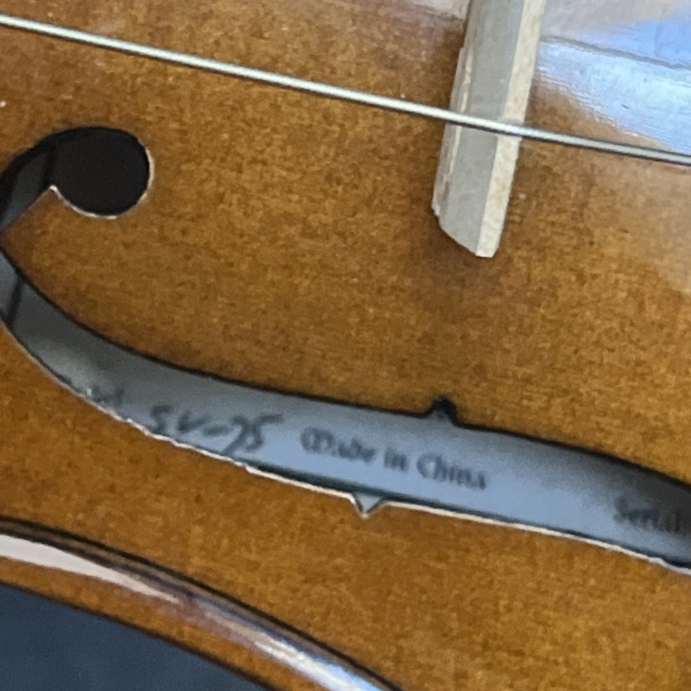 Cremona SV-75 Violin - Used with case