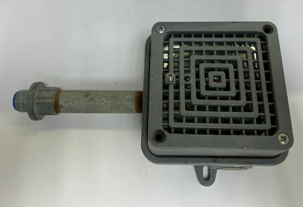 FEDERAL VIBRATONE HORN SERIES B1 WITH PIPE