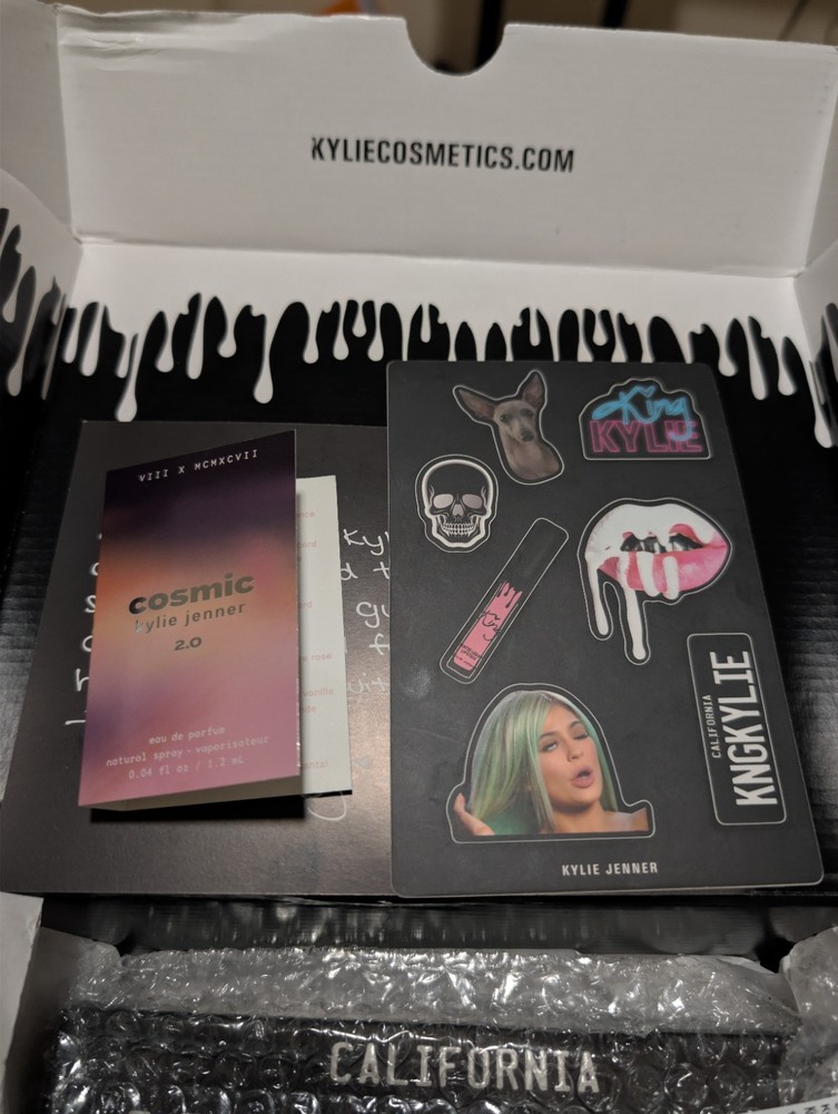 Kylie Cosmetics King Kylie Bundle 2026