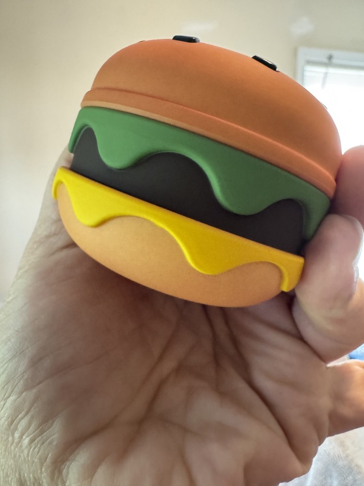 Cheeseburger Design Metal Herb Grinder – Kitchen & Herb Tool”