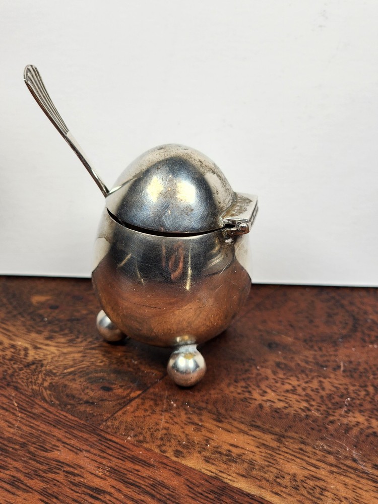 Antique 800 German Silver Egg Shaped Footed Salt Cellar Superb Condition