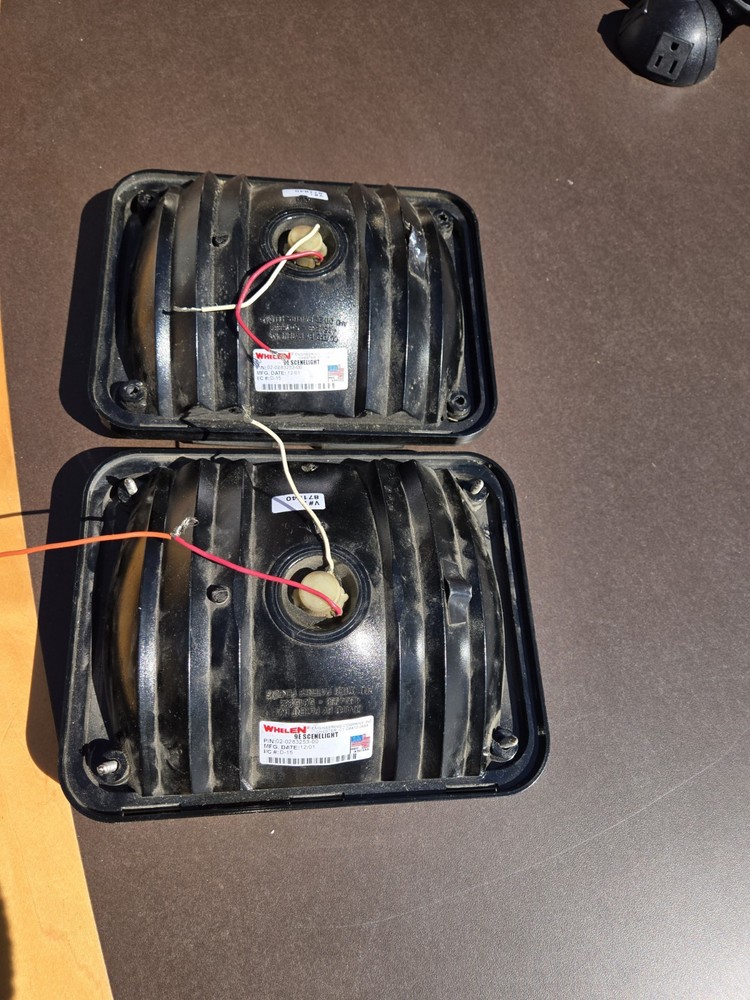 Whelen 9e Scenelight