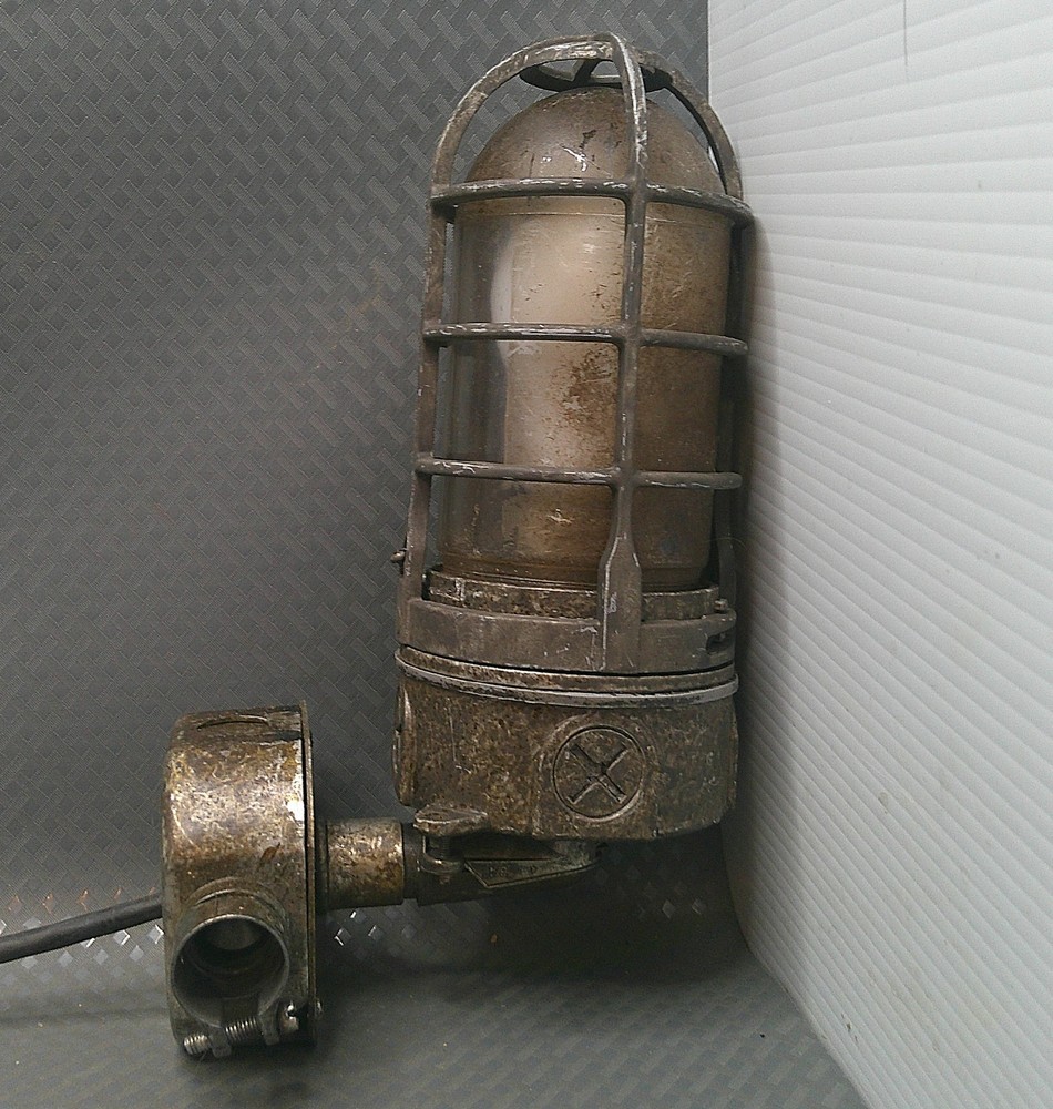 OFFICIAL MARVEL STUDIOS PROP Vintage Industrial Explosion Proof Light Lamp COA