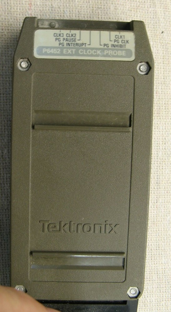 Tektronix P6452 EXT Clock Probe - Logic Analyzer