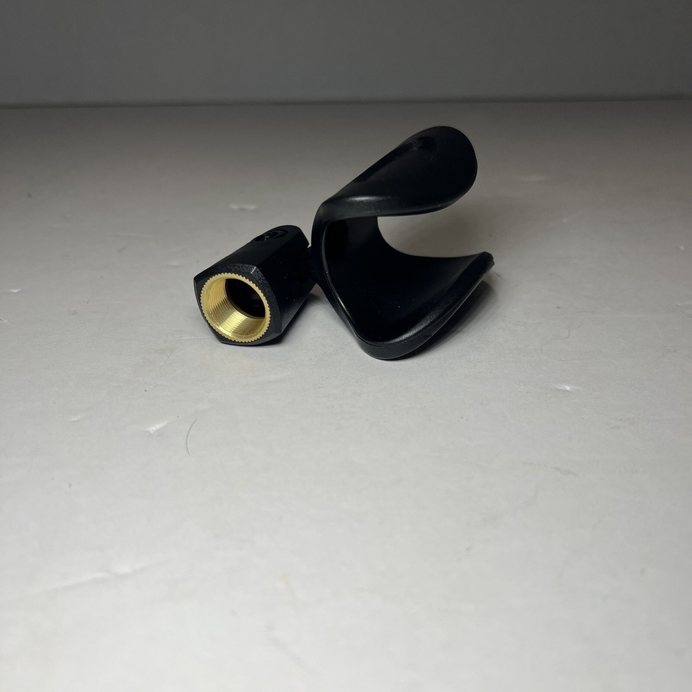 Audio2000’s Wireless Microphone and Lavalier Microphone Preowned Working