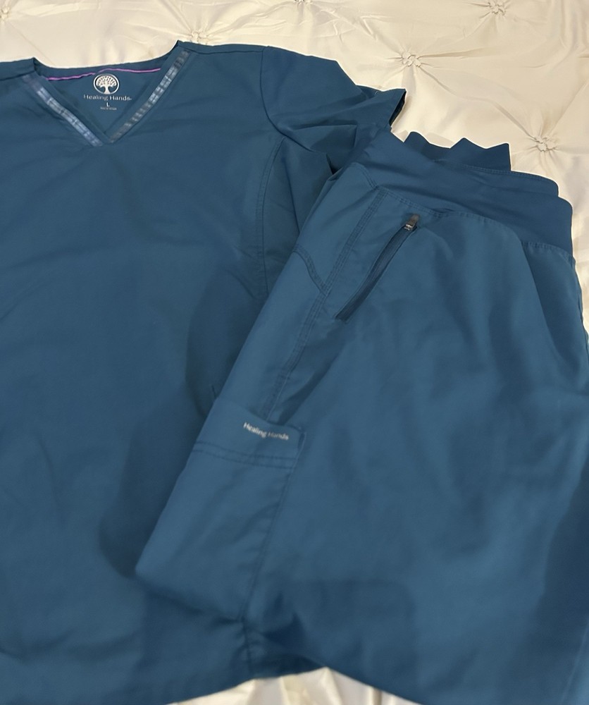 Large Woman’s Scrub Uniform Set Top Bottom Healing Hands Blue