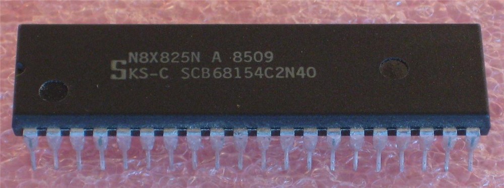 SCB68154C2N40  SIGNETICS INTERRUPT GENERATOR ( Qty 1 ) *** NEW ***