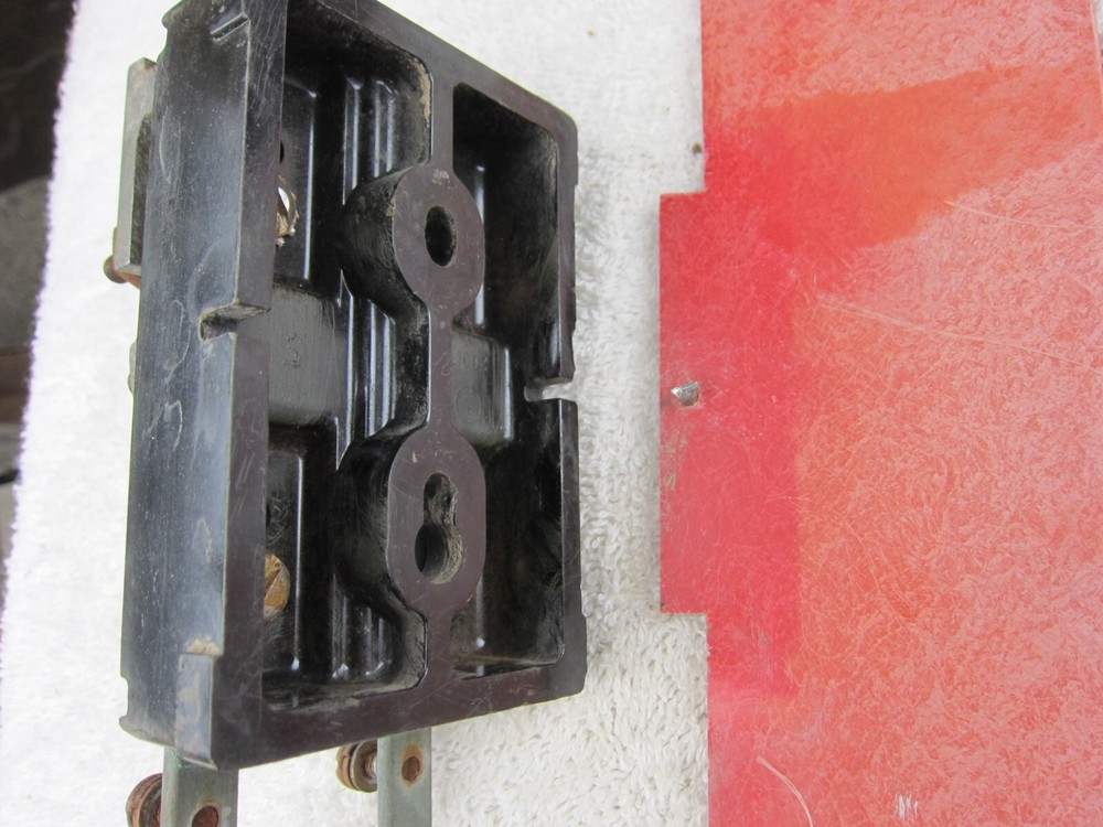 Circle Meter Socket Test Block Barrier, Used