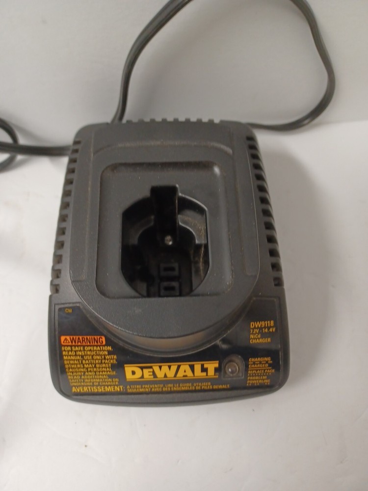 Dewalt DW9118 charger
