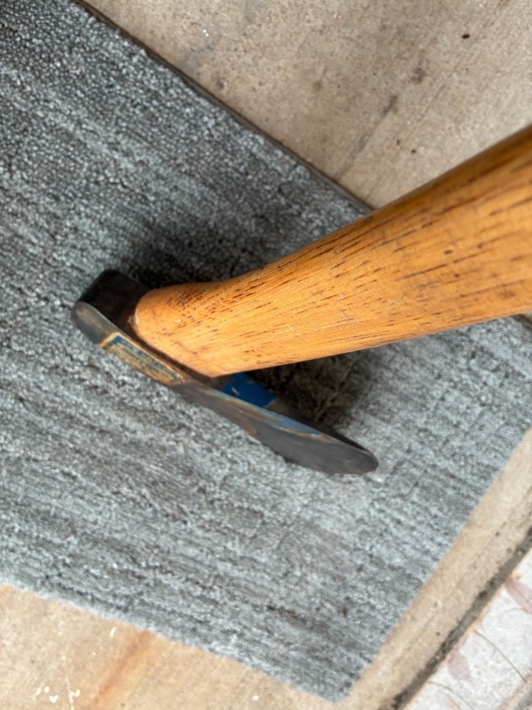 Vintage Collins Commander Single Bit Axe Phantom Bevel 34in Hickory Handle Decal