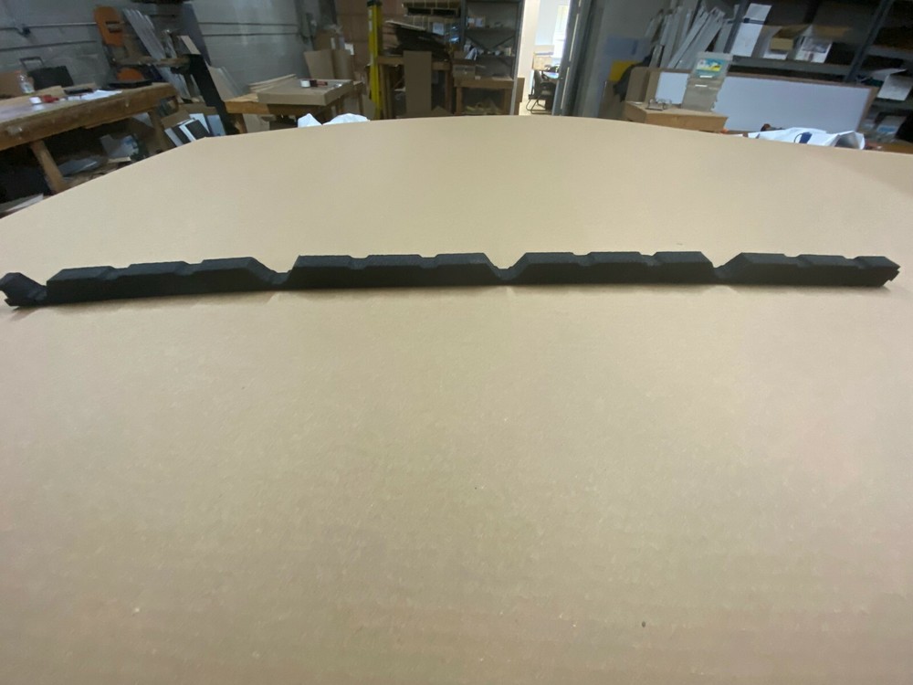 (20 pcs) 3/4" rib Panel foam outside closure strips 3' long 9" profile