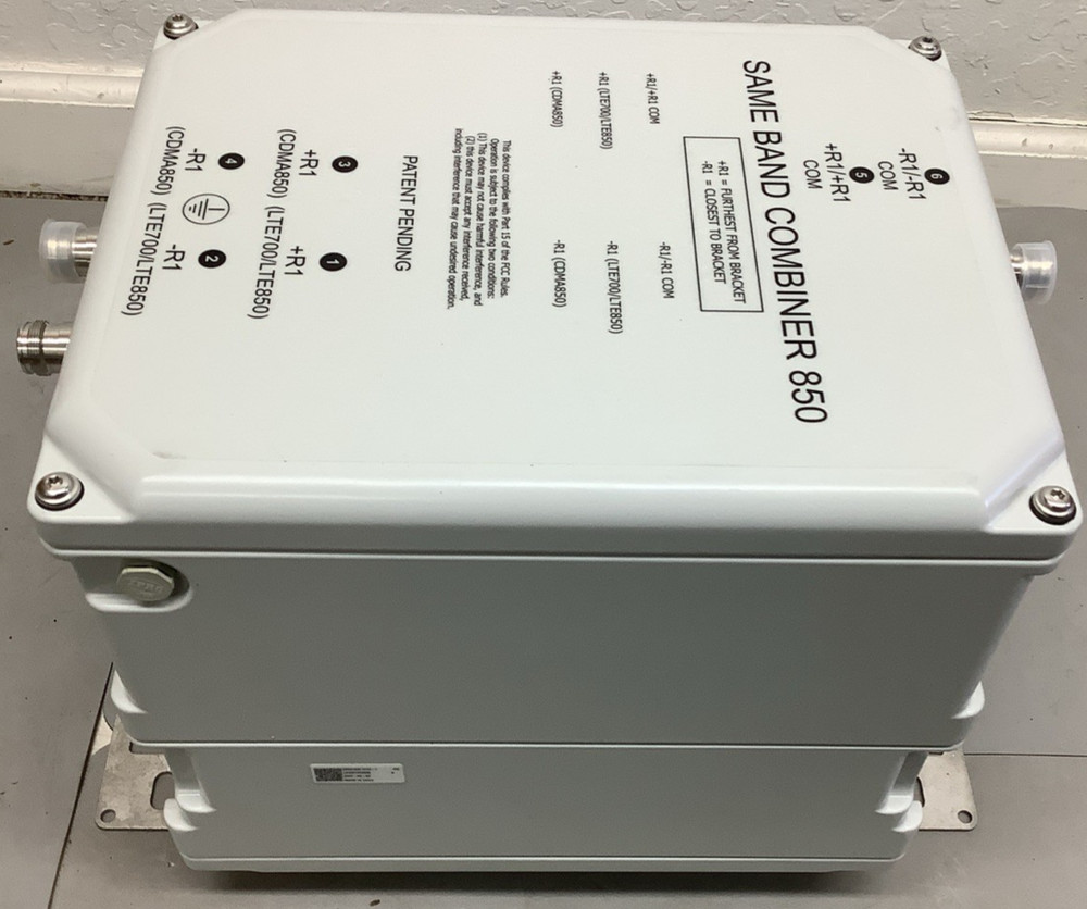 Kaelus DBC0134F1V72-1 Twin Same Band Combiner (M1)