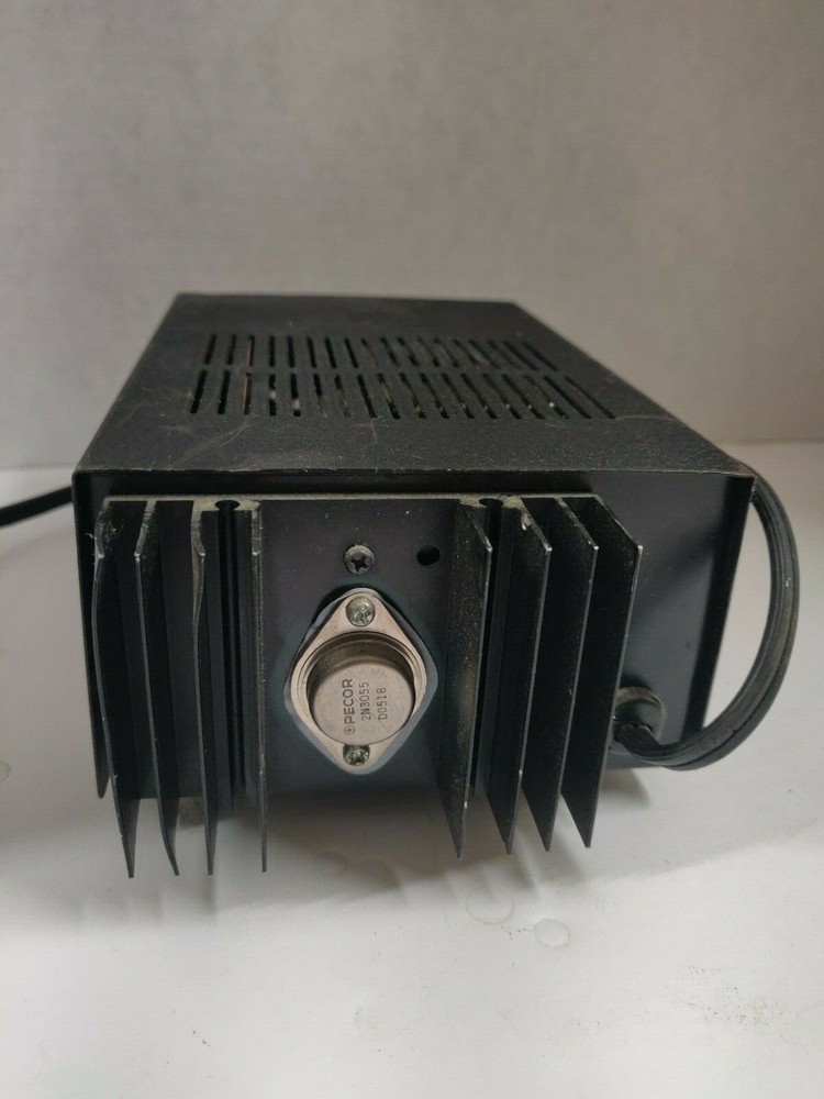 GC Electronics Regulated 12V Power Supply 13.8 Volts DC