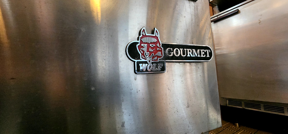 RANGE WOLF COURMET 8 BURNERS 2 OVENS