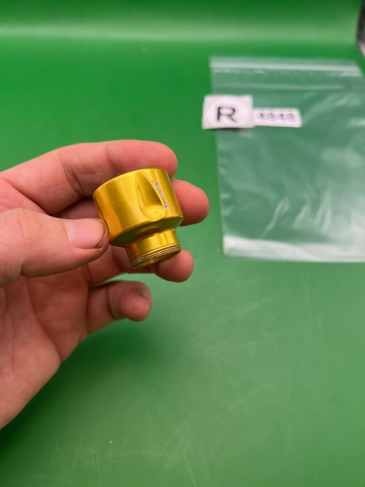 Gold Shocker Feedneck