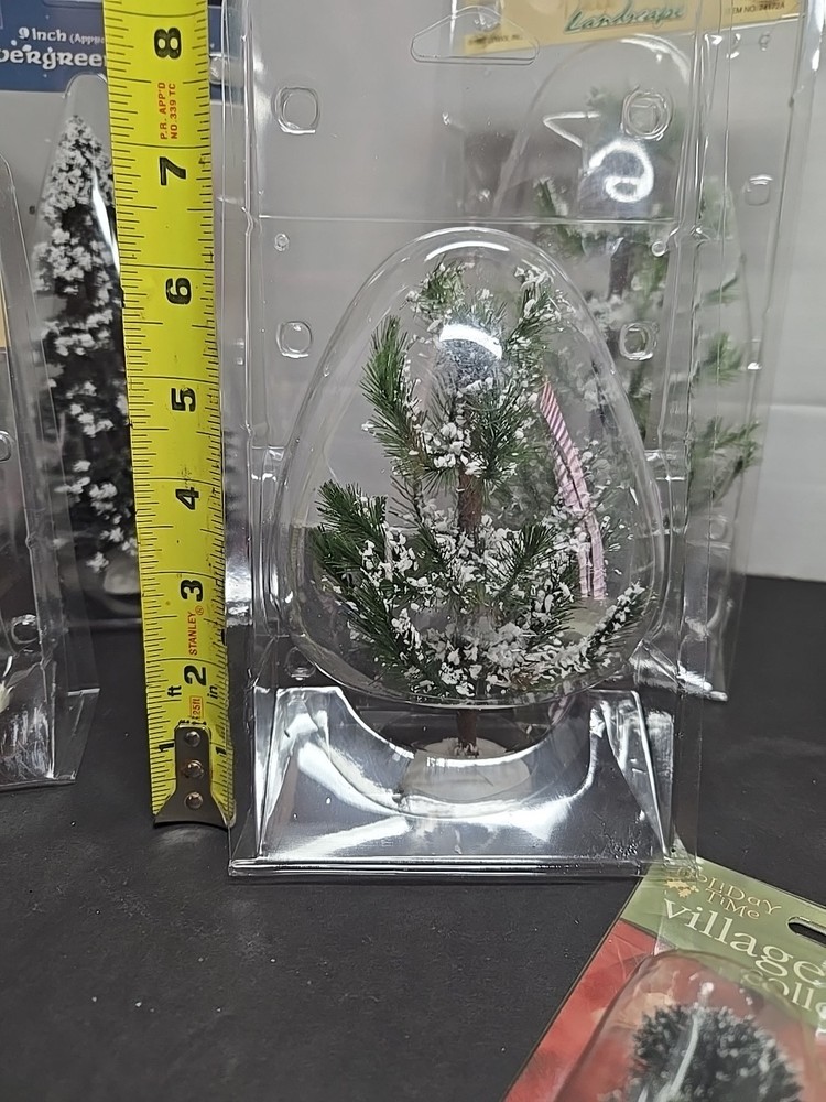 Set of 6 Assorted Packages. Christmas Tree Bundle