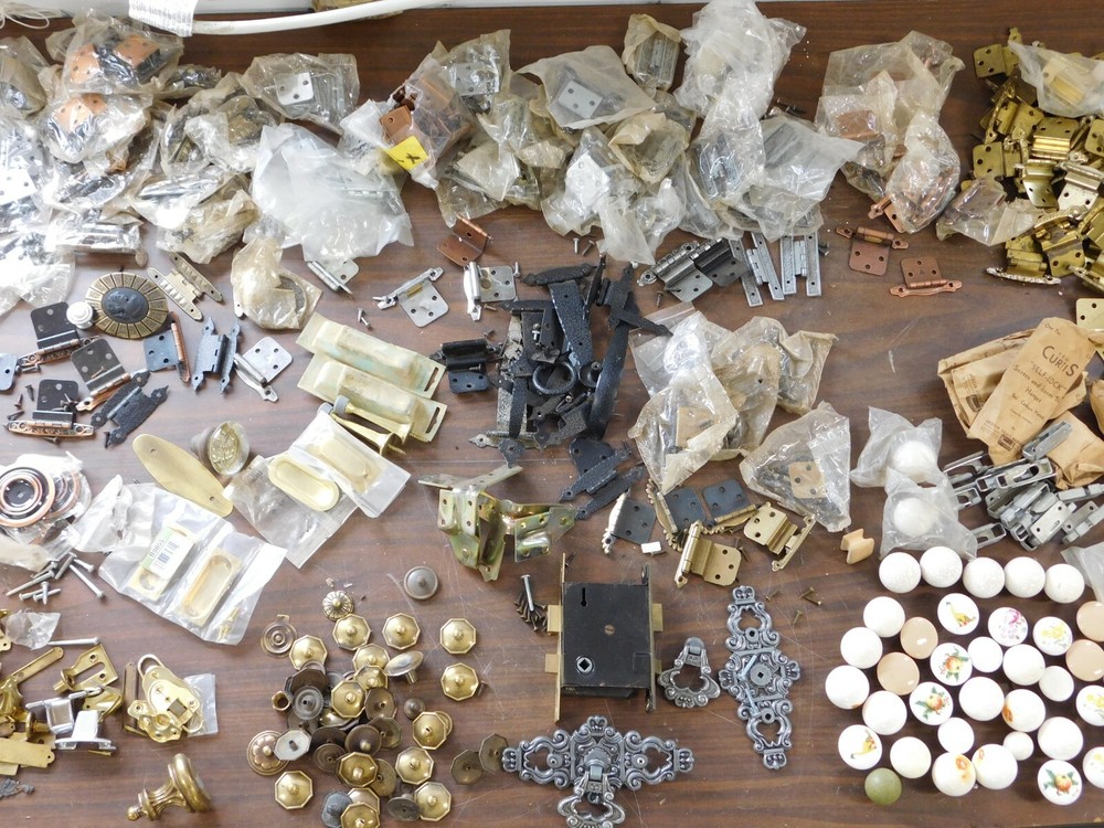 2500+ PIECES! NOS 60's & 70's Vintage Kitchen Cabinet Hardware Hinge Pulls Misc