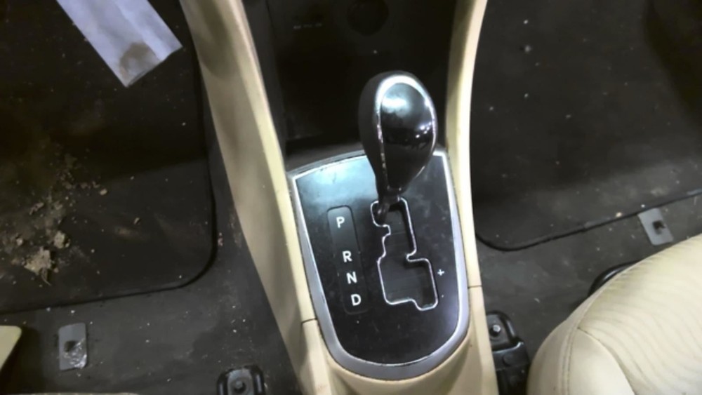 ACCENT    2013 Transmission Shift 683274