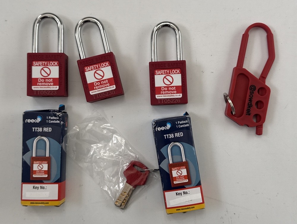 Reece TT38 Red, 5 Locks With Keys, Please Read Details
