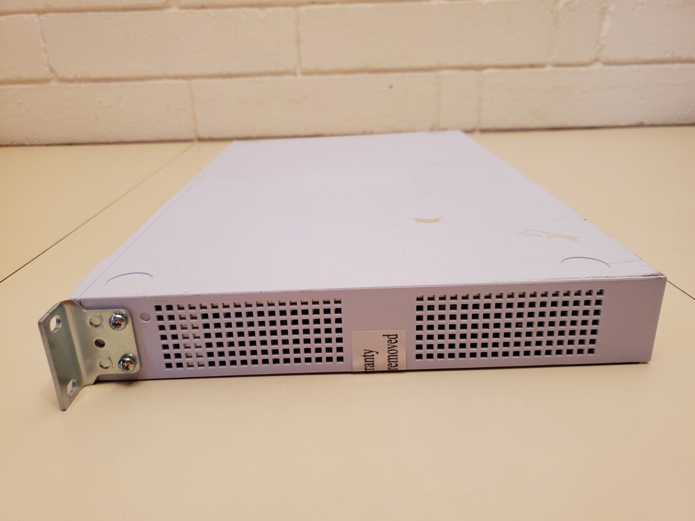 3COM SWITCH 4400 SUPERSTACK 3 3C17204 RACK 48-PORT with CASCADE EXTENDER 3C17226