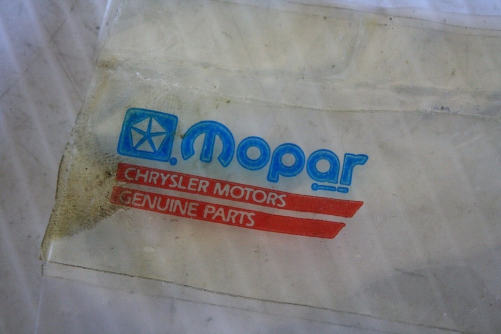 MOPAR 83300084 VOLTAGE REGULATOR