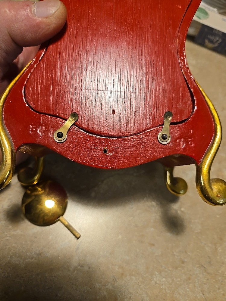 Le Castel Gold colored 10" Mantle clock - needs work - AS IS