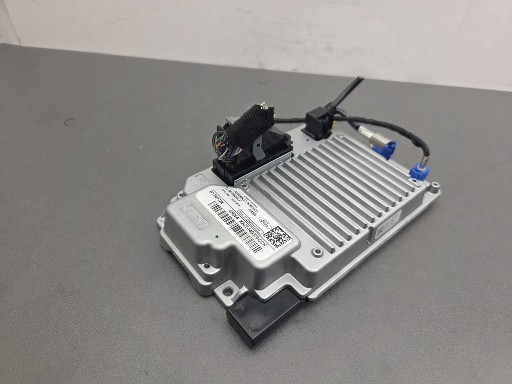 2019 Ford Edge Communication Module (SYNC); Part #: K2GT-14G370-CCH.