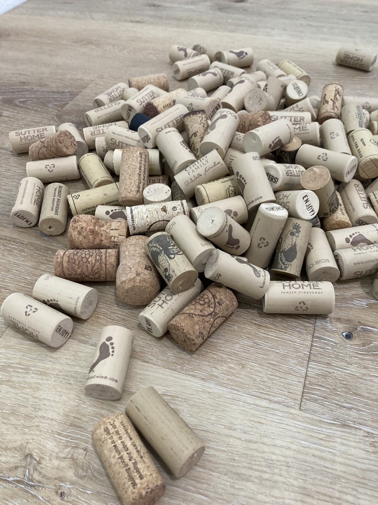wine corks used Over 100 in quantity