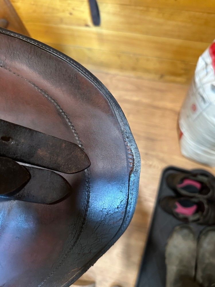 Stubben Two-Tone Imperator Saddle 17.5"