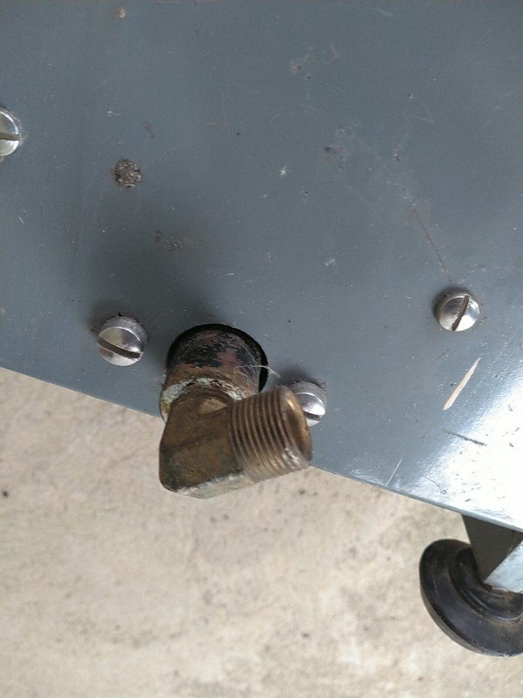 Mechanical chart recorder -Mercury instruments. 100 psi element.