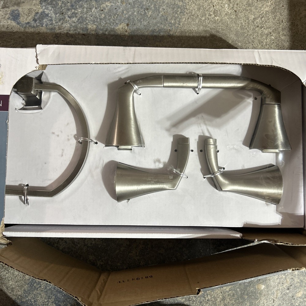 Moen Bathroom Kit Accessory - Silver, 3 Pieces