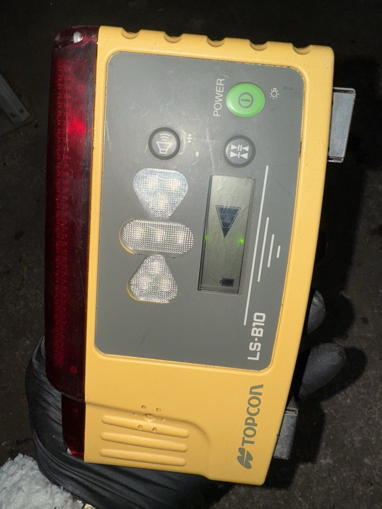 Topcon LS-B10 Magnetic Mount Laser Receiver