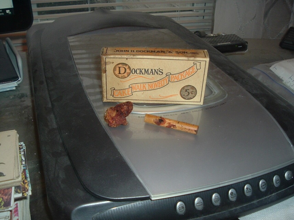 1900's Dockman Baltimore Candy Box with FULL contents