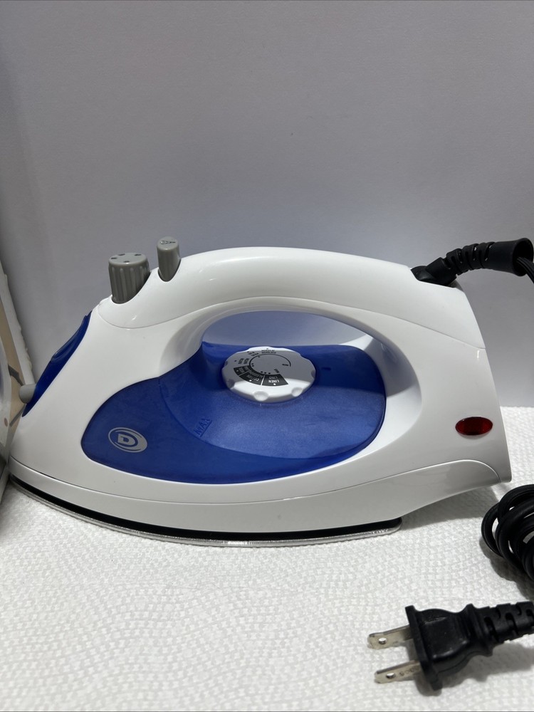 Durabrand Steam Iron Model TSK 7538S B1