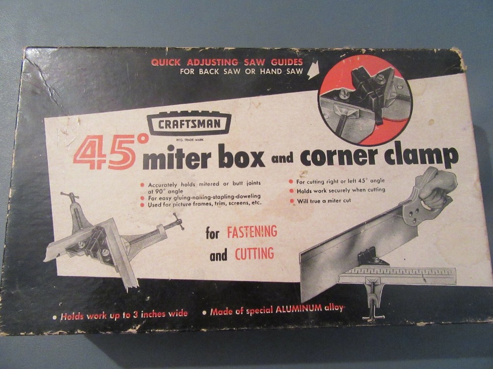 CRAFTSMAN 45 DEGREE MITER BOX AND CORNER CLAMP