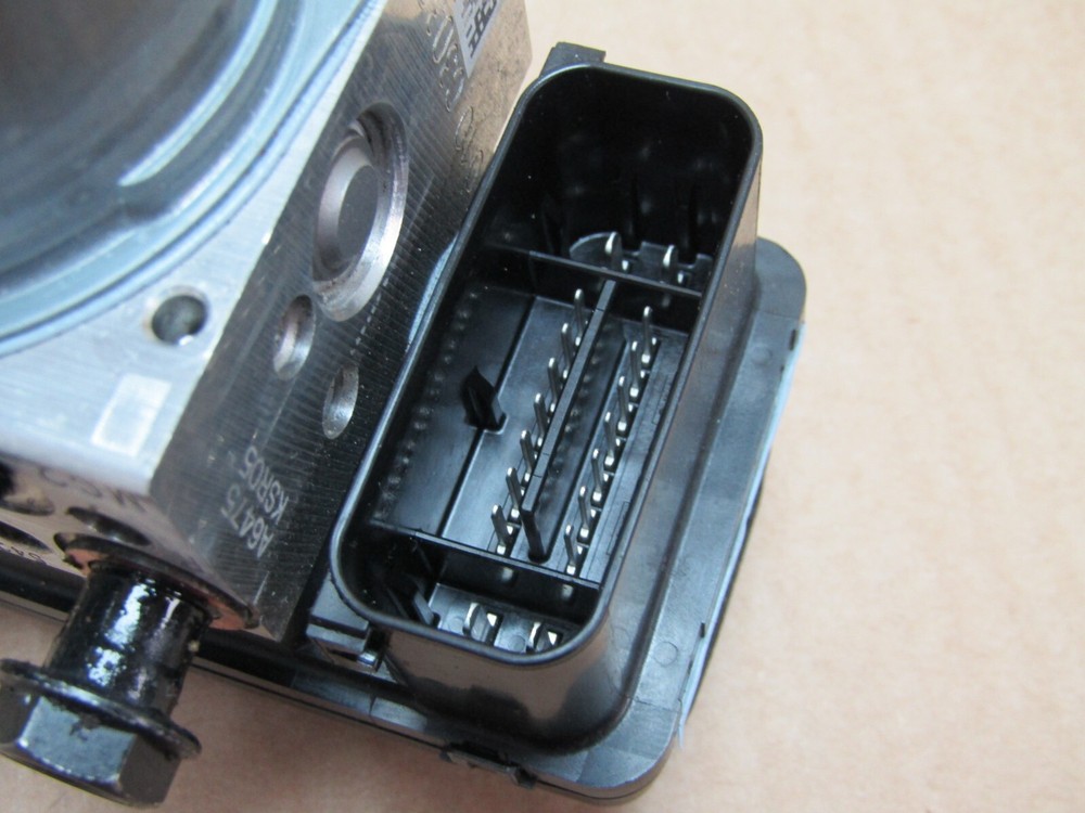 Ducati Monster 1200R 2017 ABS pump control unit module (10505)